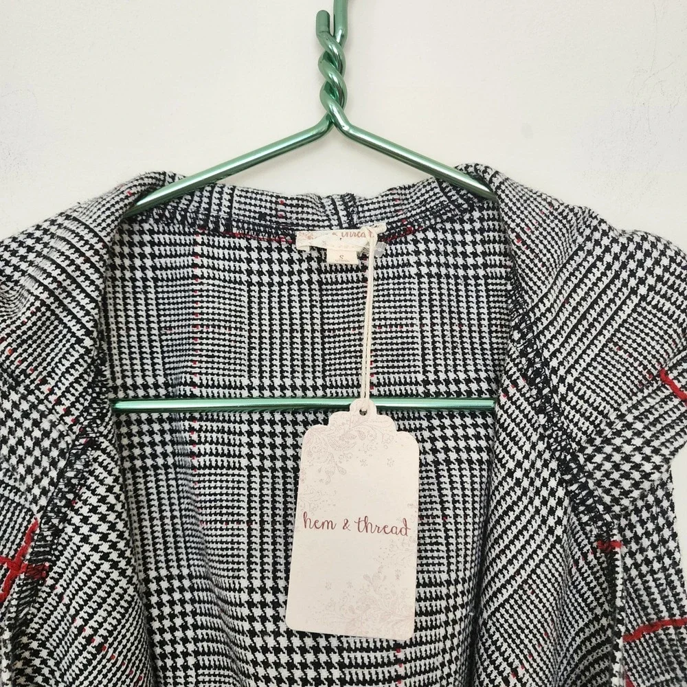 Hem & Thread Hooded Plaid Vest Black White Red Windowpane Open Front Small NEW